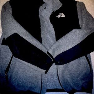 Boys size large Northface Retro jacket